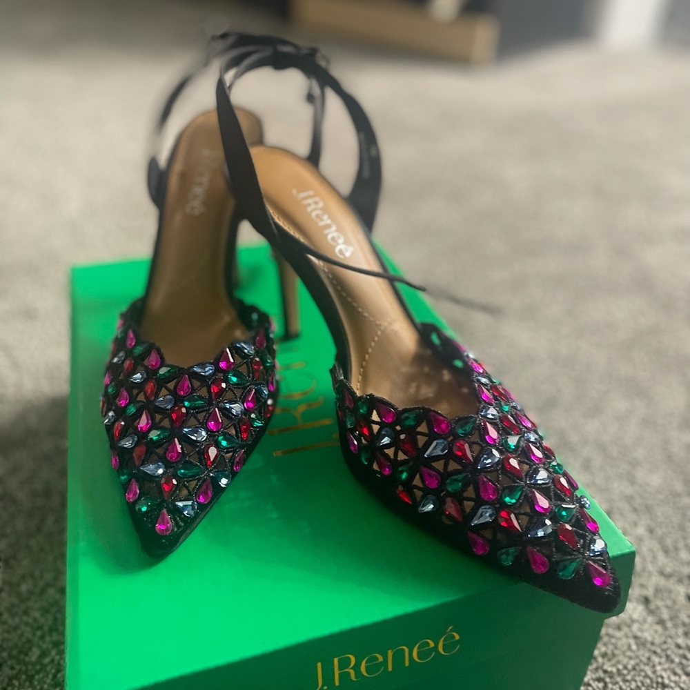 J. RENEÉ Kamilo Shoes